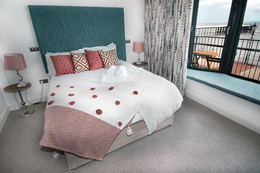 Beachcliff Rooms & Apartments คาร์ดิฟฟ์ ภายนอก รูปภาพ