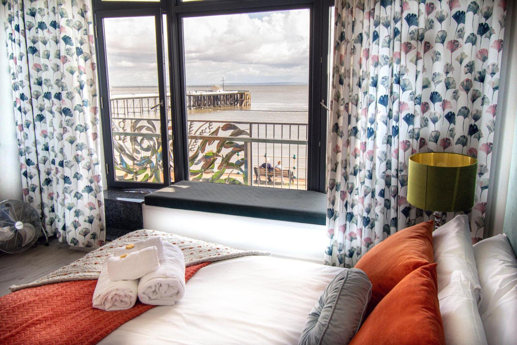 Beachcliff Rooms & Apartments คาร์ดิฟฟ์ ภายนอก รูปภาพ